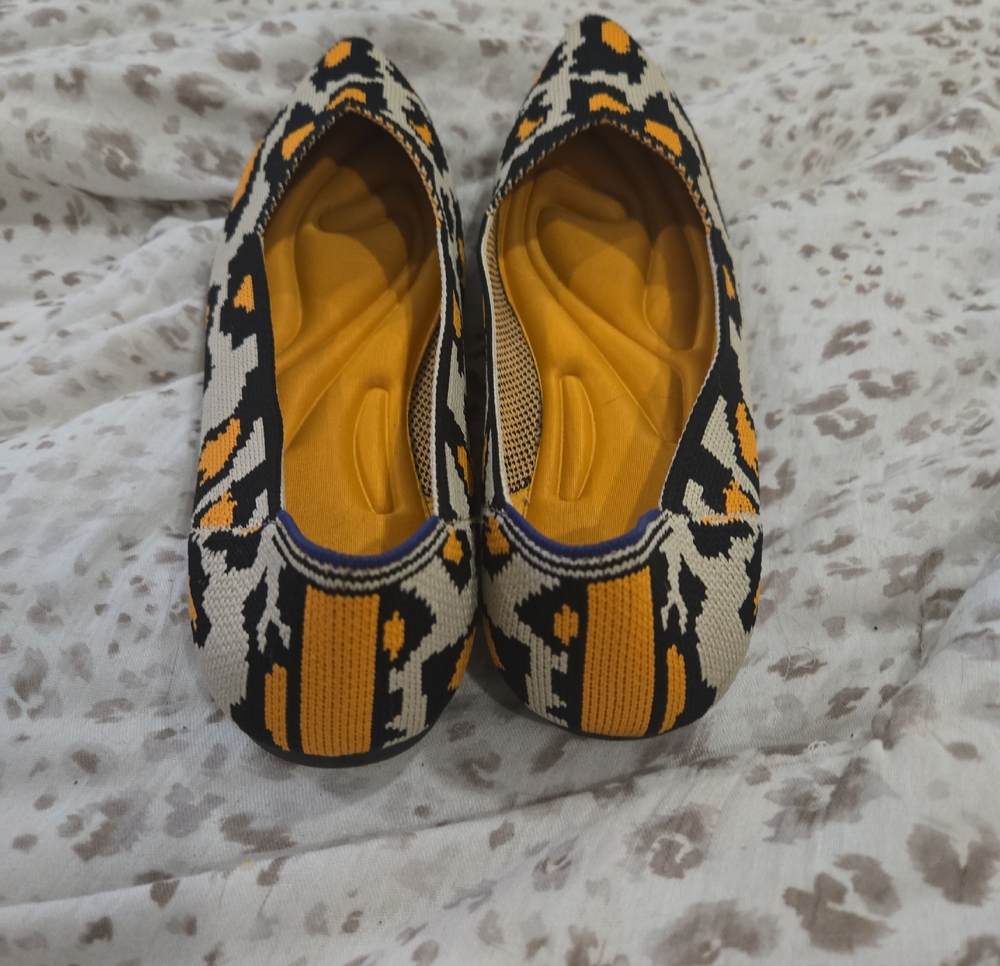 Designer Inspired Size 9 Leopard Pointed Toe Flats - Picture 4 of 6